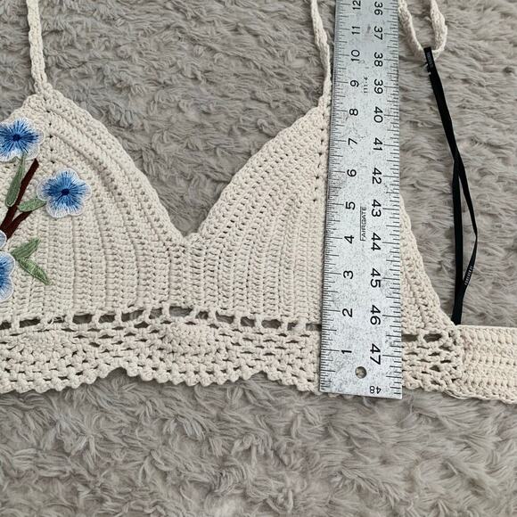 Forever 21 Floral Embroidered Knit Halter Top Women’s Medium Large - Picture 4 of 6